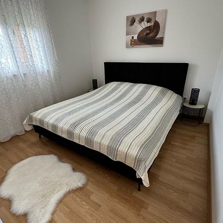 Apartments Elvira Krk Town Zewnętrze zdjęcie