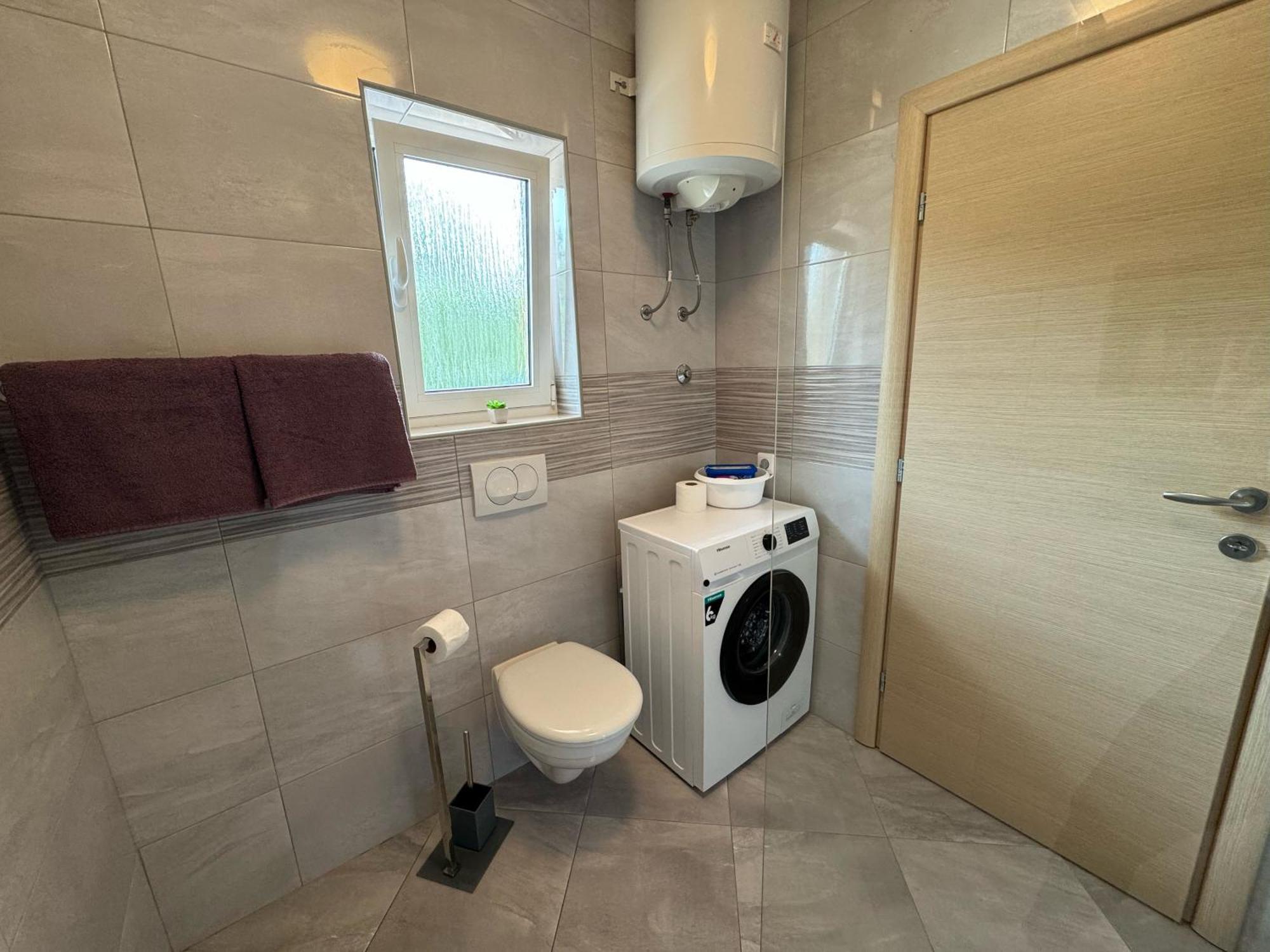 Apartments Elvira Krk Town Zewnętrze zdjęcie